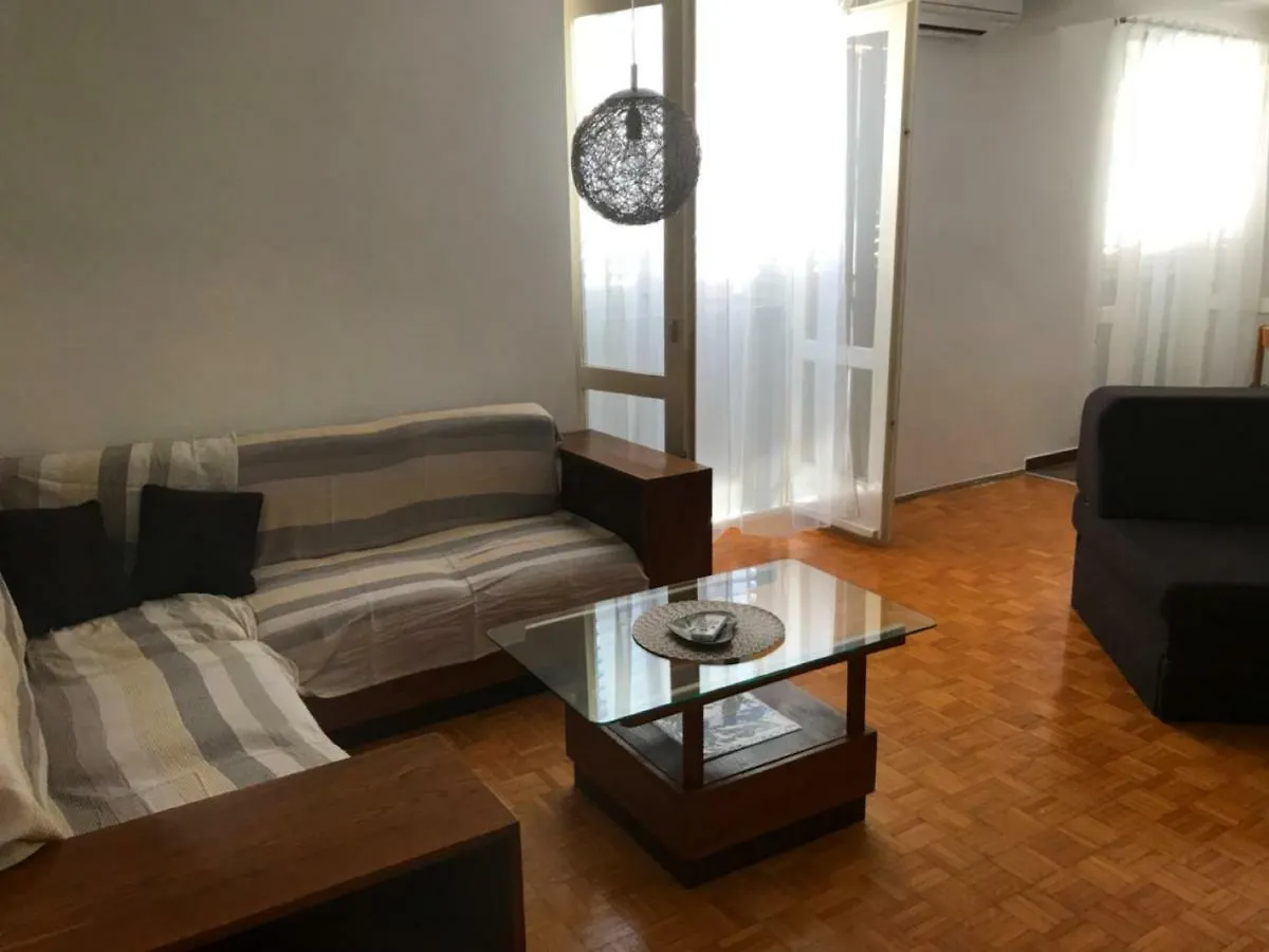 Hugo Apartment Zadar 0*,